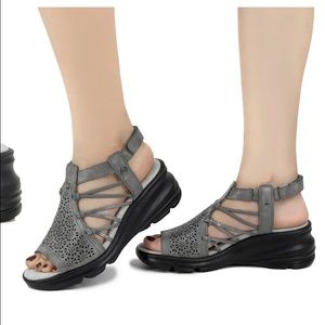 New Jambu Silver Water Lily Sandals